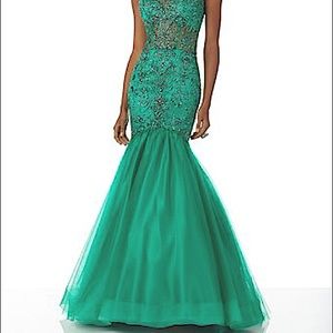 Mori Lee Emerald Green Dress NWT Sz 14